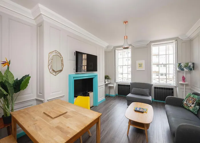 Dream Stays Bath - Kingsmead Street